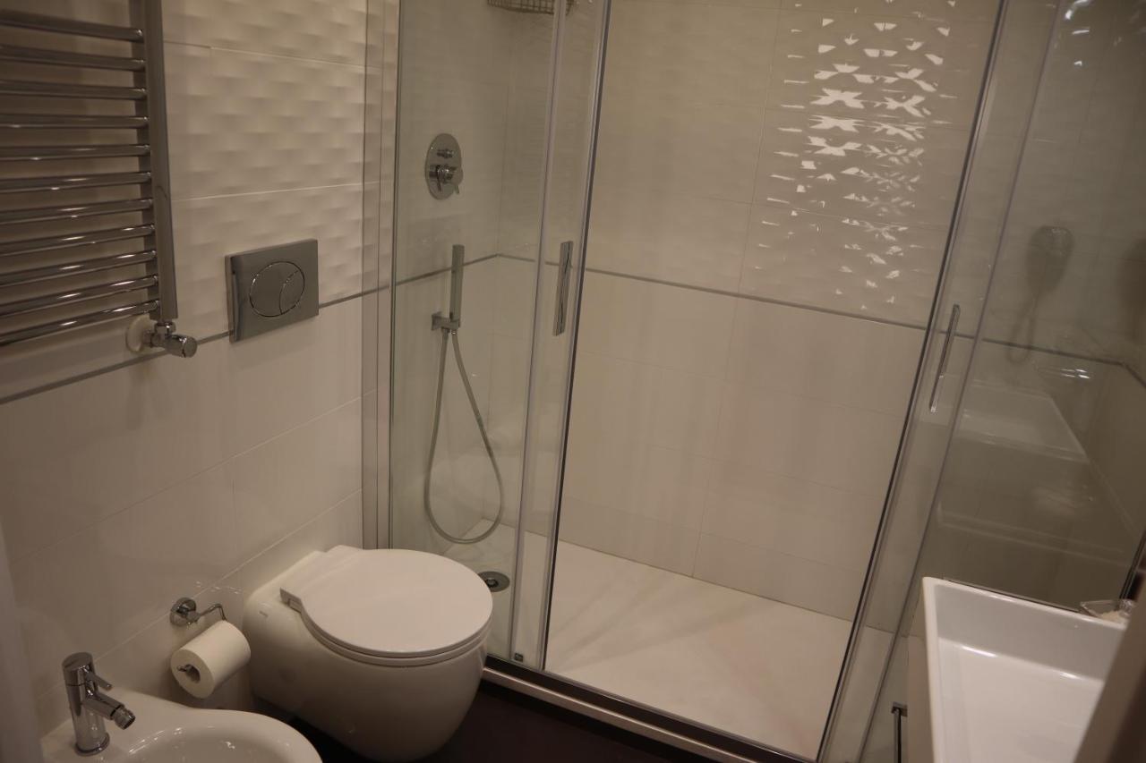 Millina Suites In Navona Rome Bagian luar foto