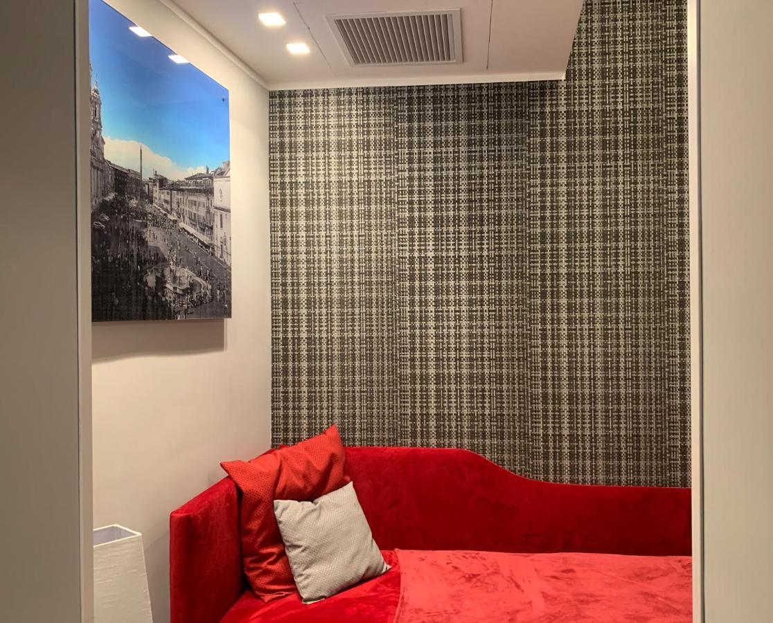 Millina Suites In Navona Rome Bagian luar foto